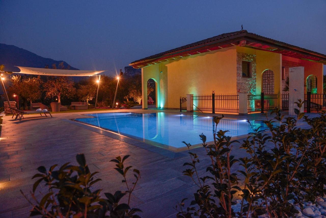 ריבה דל גארדה Villa Luxury House & Spa מראה חיצוני תמונה